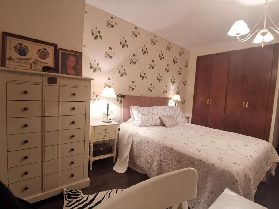 Estancia Con Jardin Entre Golf Y Monte - Cerca Logrono Sojuela Екстериор снимка