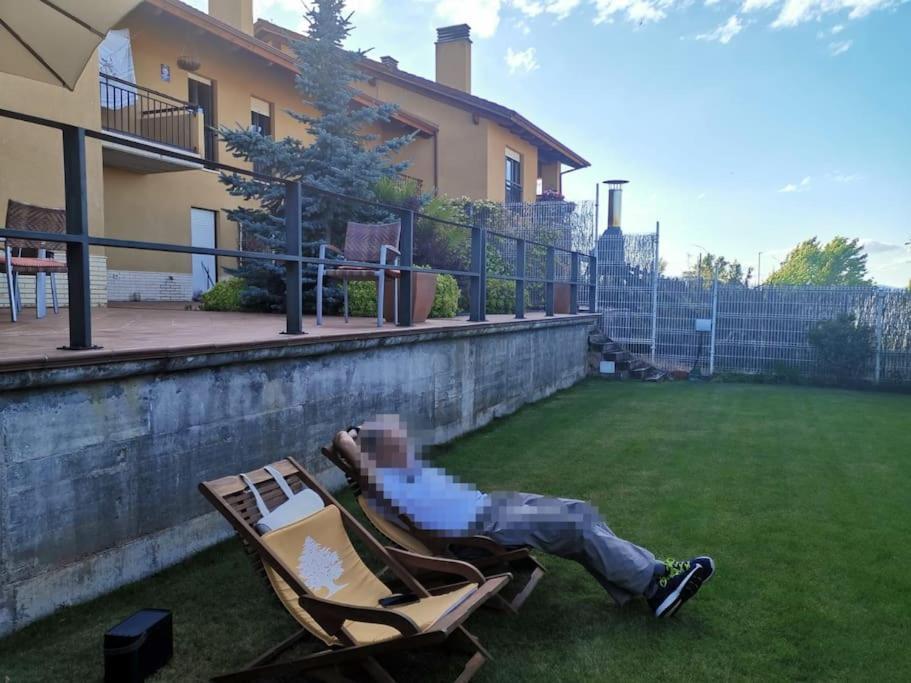Estancia Con Jardin Entre Golf Y Monte - Cerca Logrono Sojuela Екстериор снимка